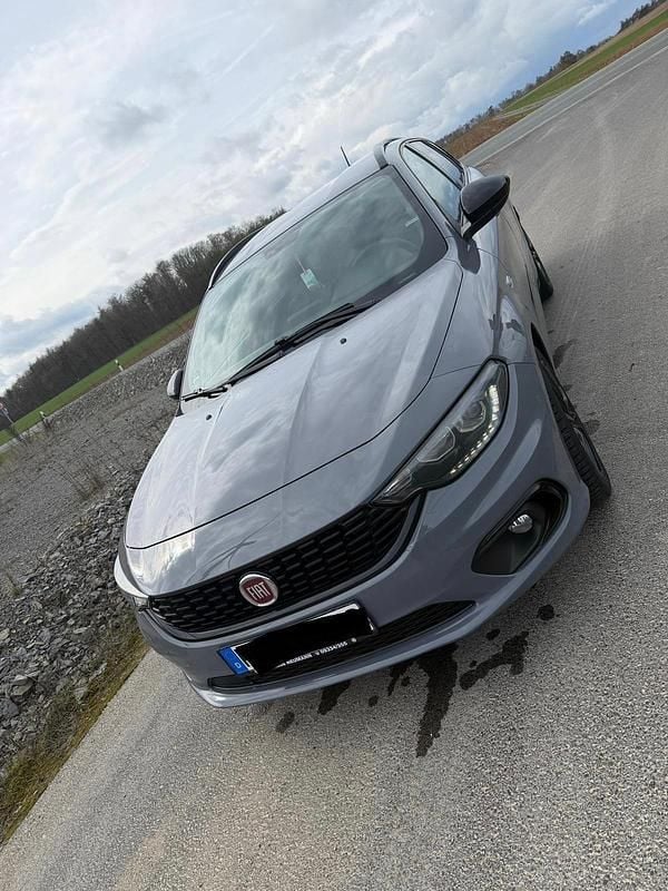Gebraucht Fiat Tipo 120 PS (88 kW) 2020 Grau Kombi