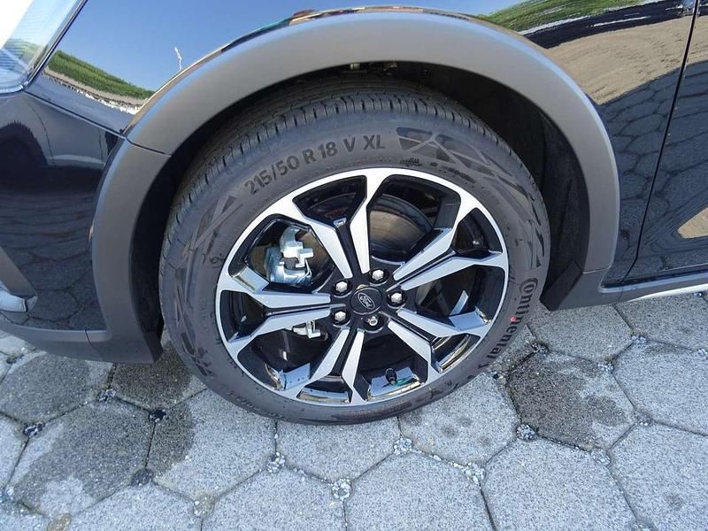 Gebraucht Ford Focus Active 155 PS (114 kW) 2023 Obsidianschwarz metallic Kombi