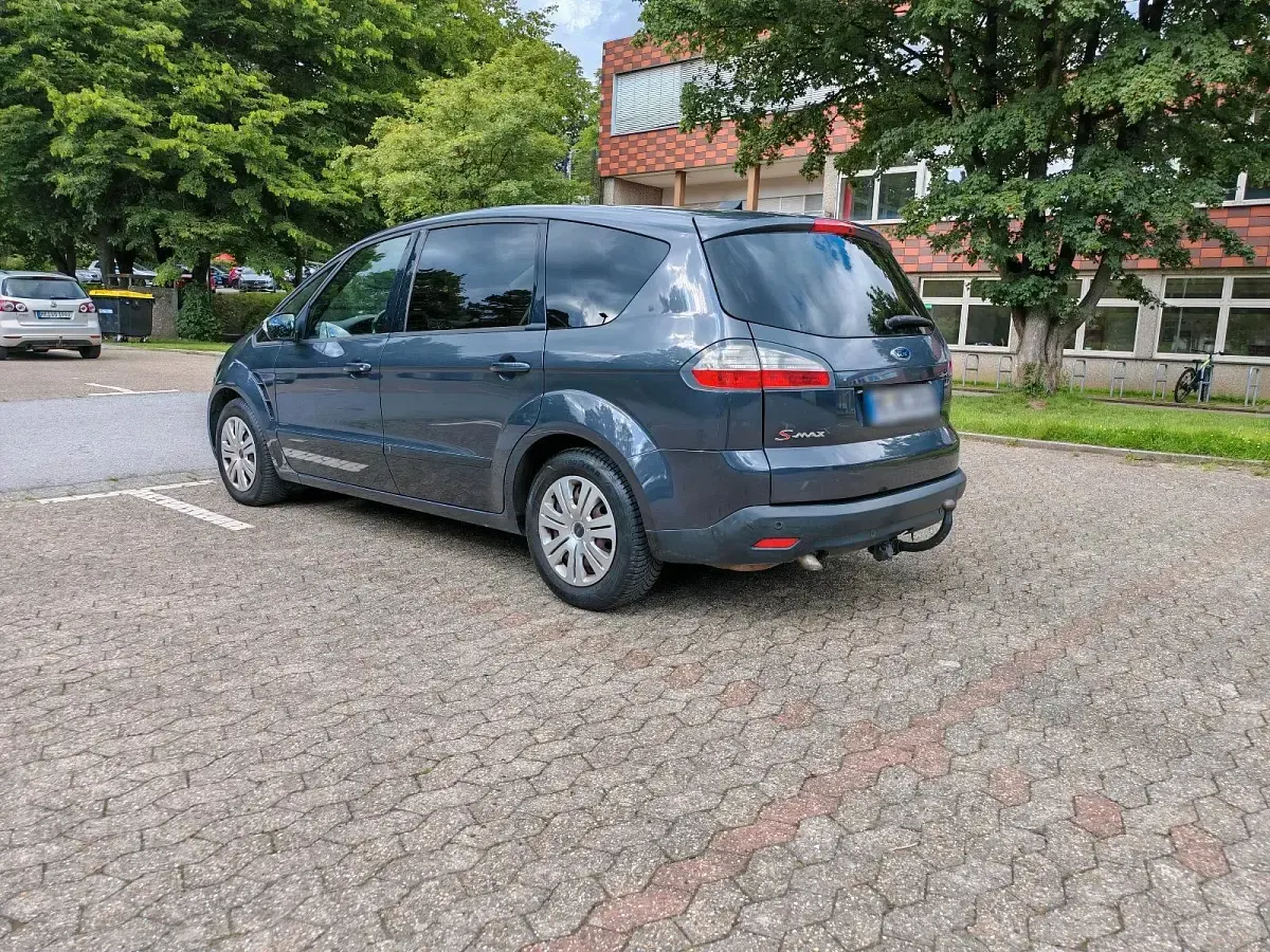 Gebraucht Ford S-MAX S 140 PS (102 kW) 2009 Van / Kleinbus