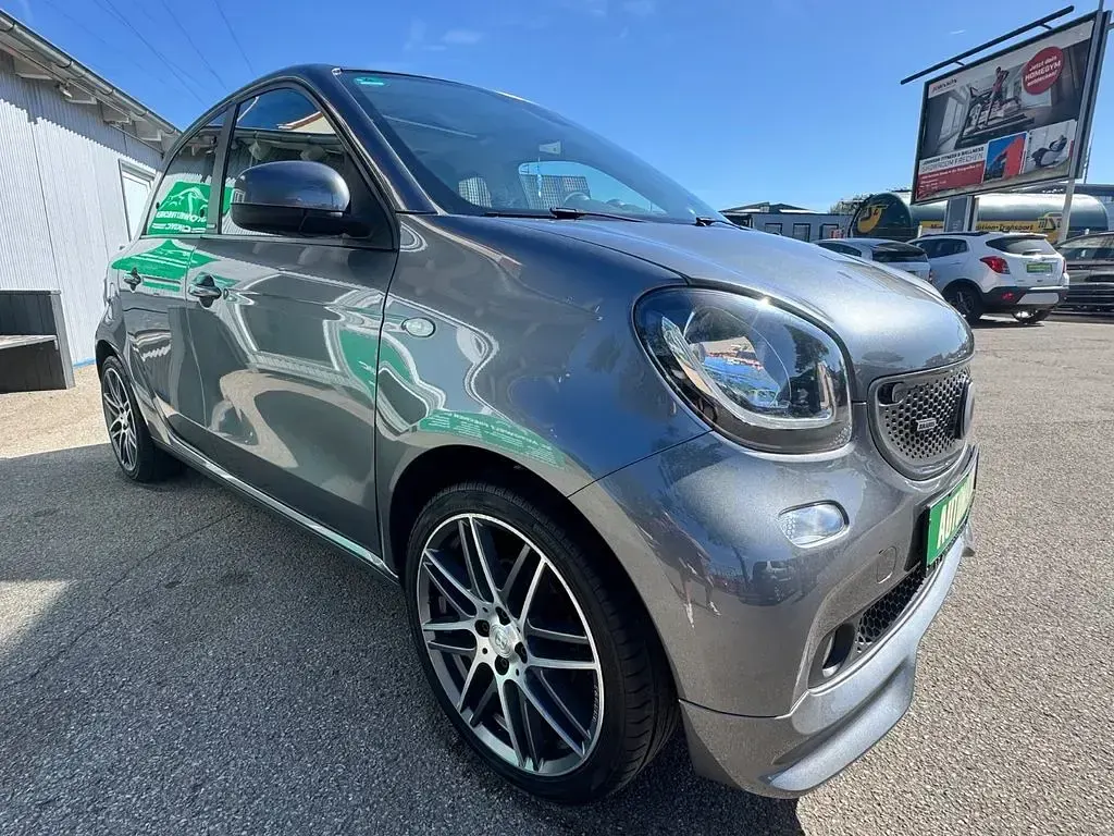 Używany Smart ForFour Brabus Xclusive 109 KM (80 kW) 2016 Szary Hatchback
