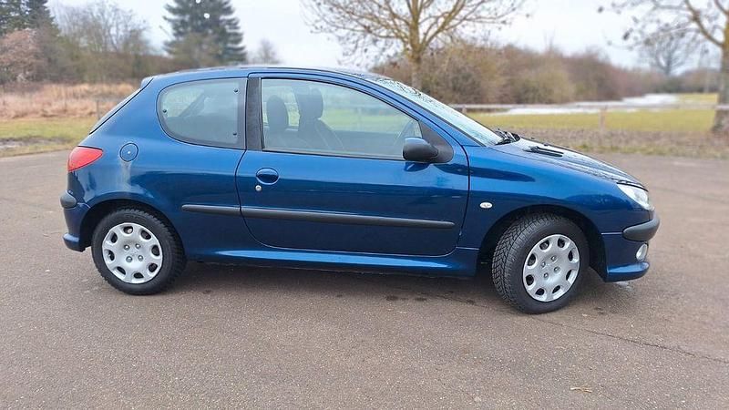 Gebraucht Peugeot 206 Filou 75 PS (55 kW) 2005 Blau Limousine
