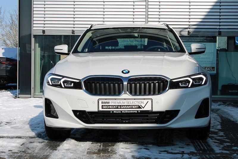 Gebraucht BMW 318 156 PS (114 kW) 2025 Weiß Kombi