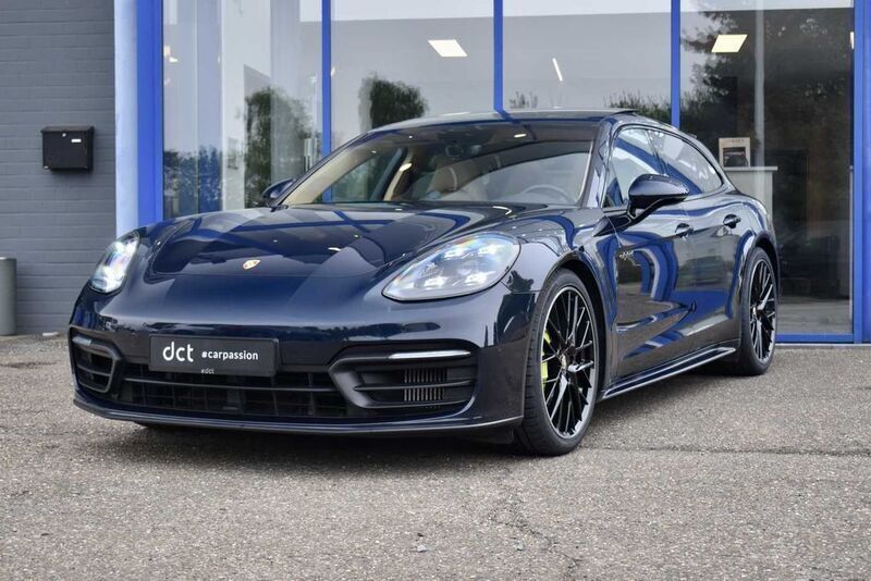 Blau Gebraucht 2021 Porsche Panamera Sport Turismo Limousine | 81.900 € (Fairer Preis) - Bild 1/4