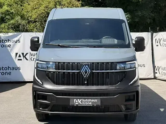 Gebraucht Renault Master 150 PS (110 kW) 2024 Grau Van / Kleinbus