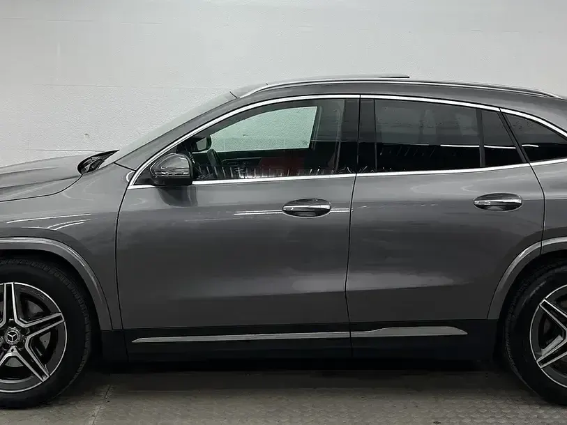 Gebraucht Mercedes GLA220 AMG 210 PS (154 kW) 2023 Mountaingrau (metallic) SUV