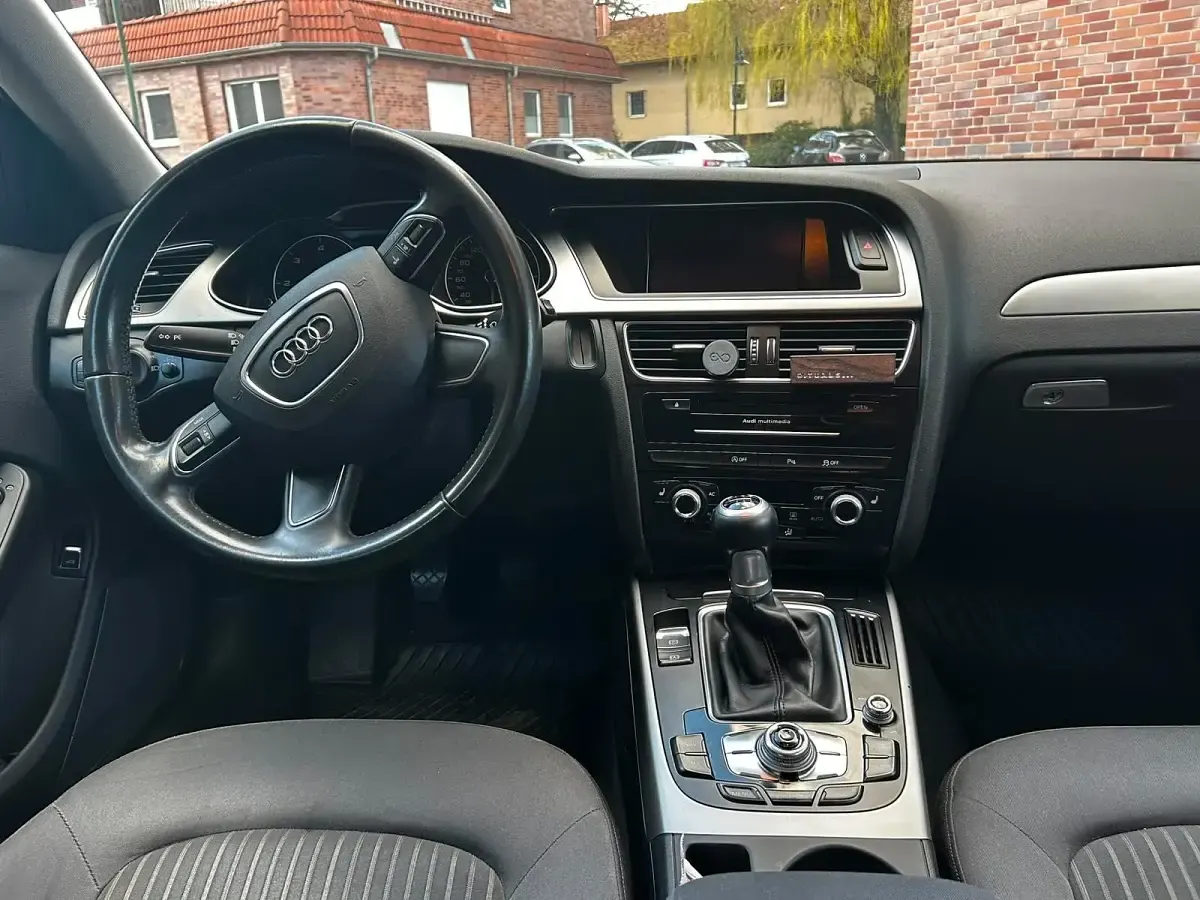 Gebraucht Audi A4 177 PS (130 kW) 2013 Grau Kombi