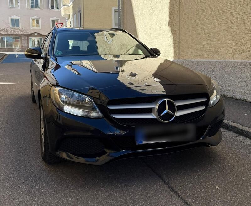 Blau Gebraucht 2015 Mercedes C220 Kombi | 10.900 € (Guter Preis) - Bild 1/4