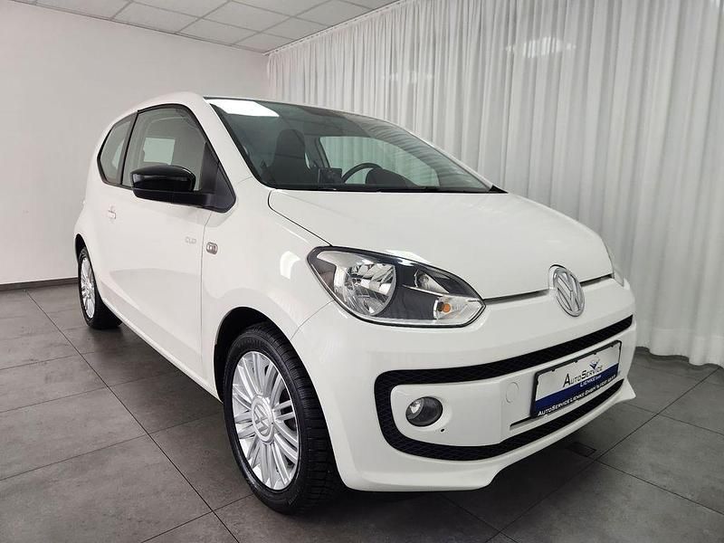 Weiß Gebraucht 2015 VW up! Cup Kleinwagen | 7.990 € (Etwas zu teuer) - Bild 1/4