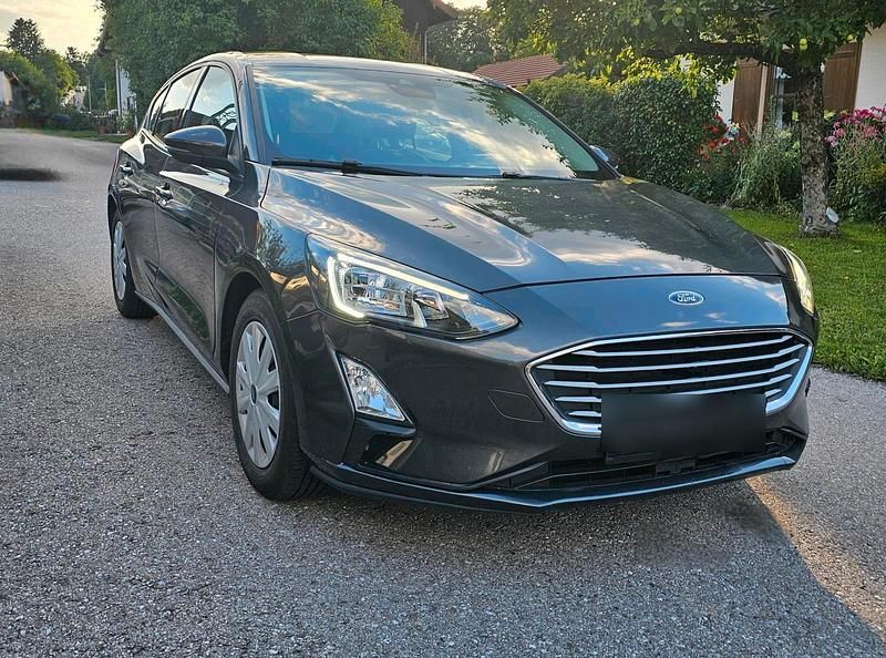 Gebraucht 2020 Ford Focus Limousine | 11.299 € (Superpreis) - Bild 1/4