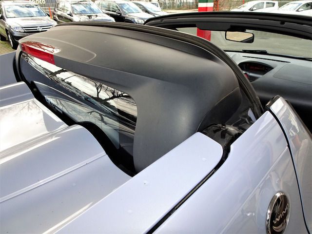 Gebraucht Renault Wind 102 PS (75 kW) 2011 Silber metallic Cabrio