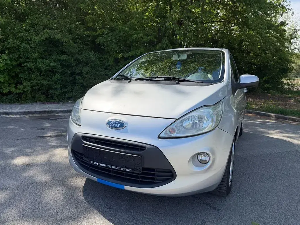 Gebraucht Ford Ka Titanium 69 PS (50 kW) 2010 Silber Kleinwagen