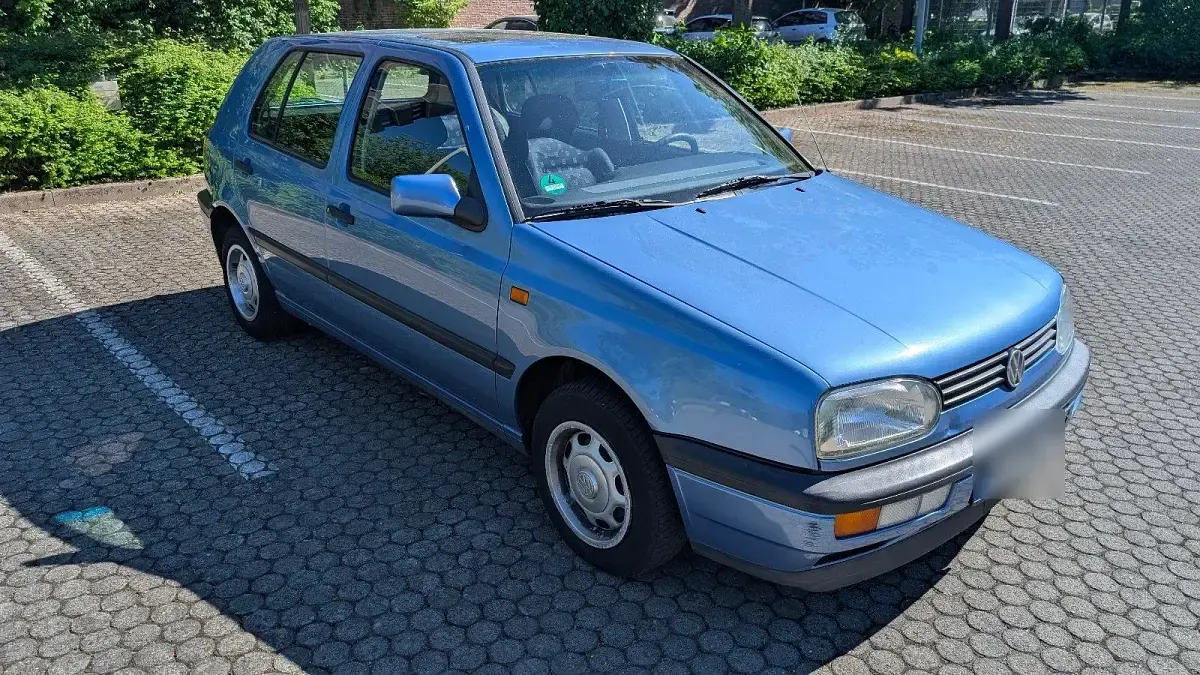 Gebraucht VW Golf III 90 PS (66 kW) 1994 Blau Kleinwagen