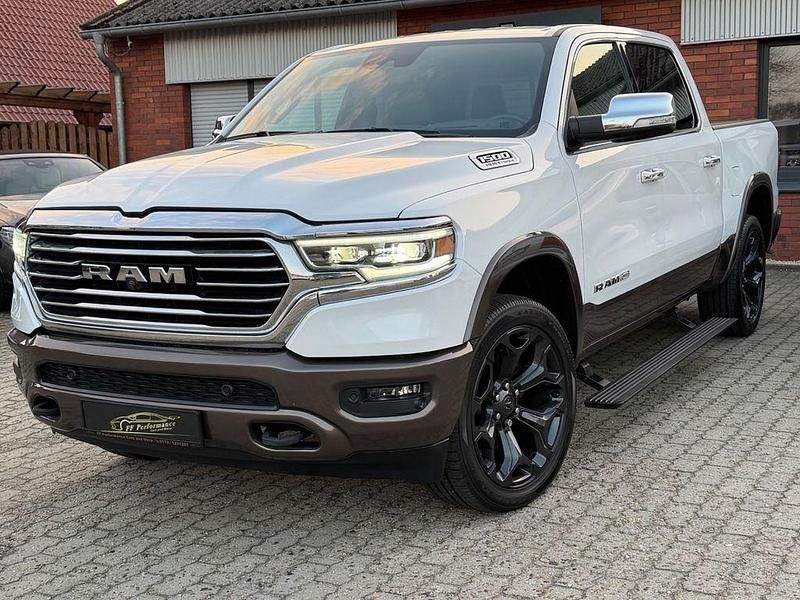 Gebraucht Dodge Ram 401 PS (294 kW) 2022 Weiß Pickup