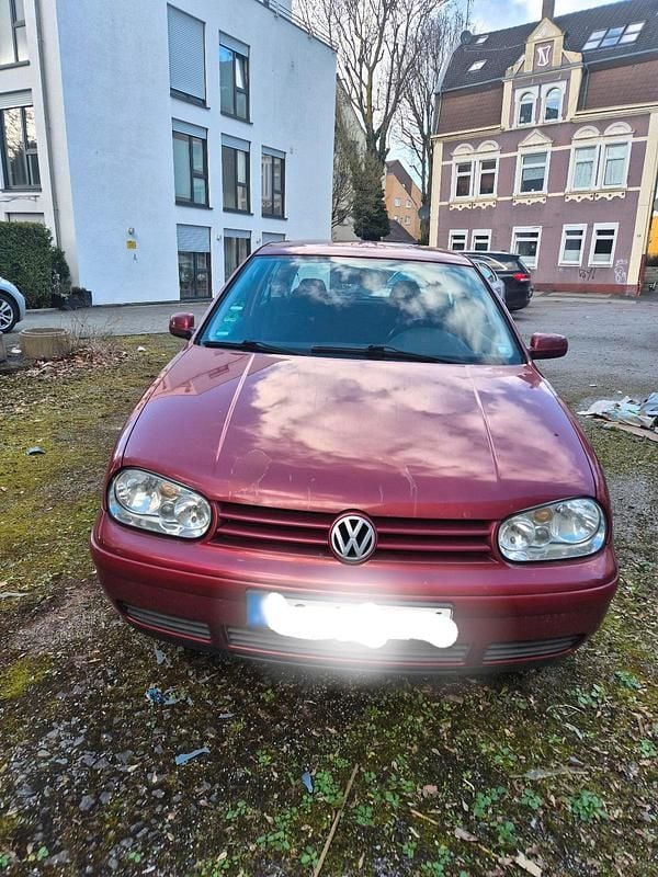 Gebraucht VW Golf 100 PS (73 kW) 1998 Rot Coupé
