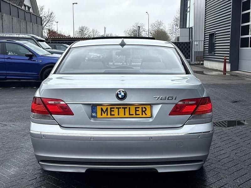 Gebraucht BMW 760 445 PS (327 kW) 2005 Grau Limousine