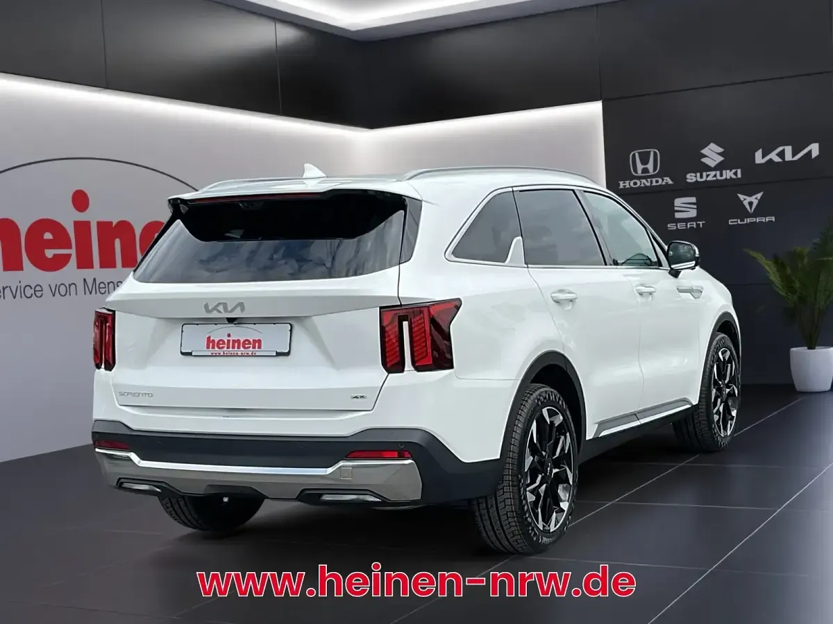 Gebraucht Kia Sorento Platinum 194 PS (142 kW) 2025 Weiss SUV