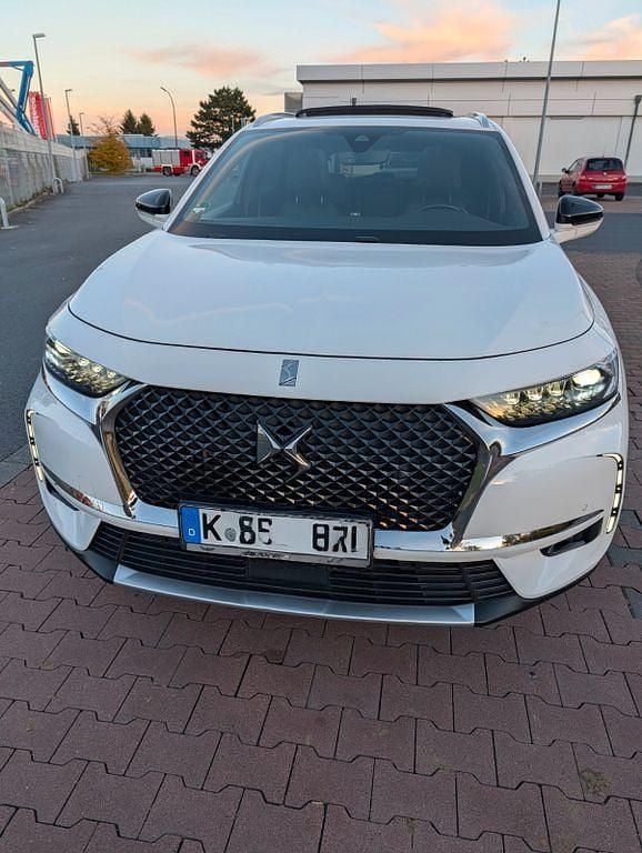 Weiß Gebraucht 2019 DS Automobiles DS7 Crossback So Chic SUV | 16.999 € (Guter Preis) - Bild 1/4