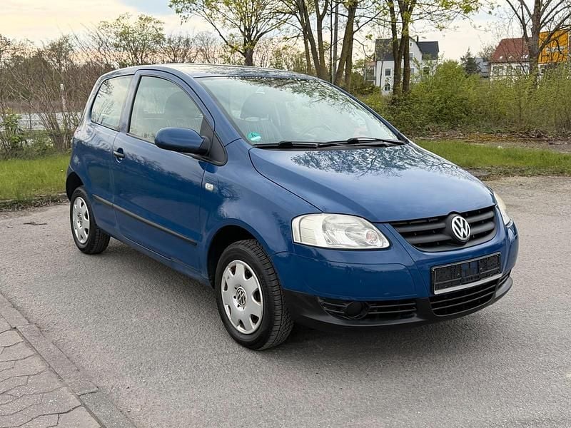 Second-hand VW Fox 54 CP (39 kW) 2007 Albastru Hatchback