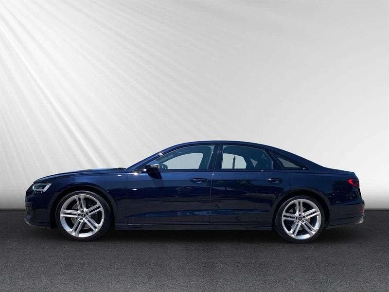 Gebraucht Audi S8 Ambiente 571 PS (419 kW) 2022 Firmamentblau metallic Limousine