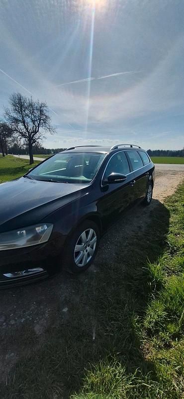 Gebraucht VW Passat Highline 140 PS (102 kW) 2010 Schwarz Kombi