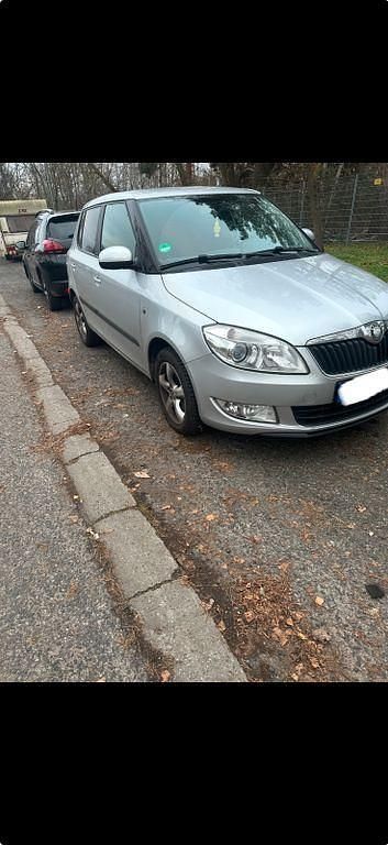 Gebraucht Skoda Fabia Elegance 105 PS (77 kW) 2010 Silber Limousine