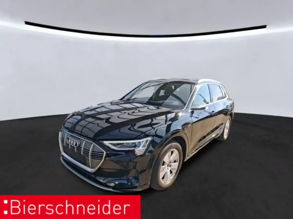 Second-hand Audi e-tron Advanced 300 kW (408 CP) 2022 Negru SUV