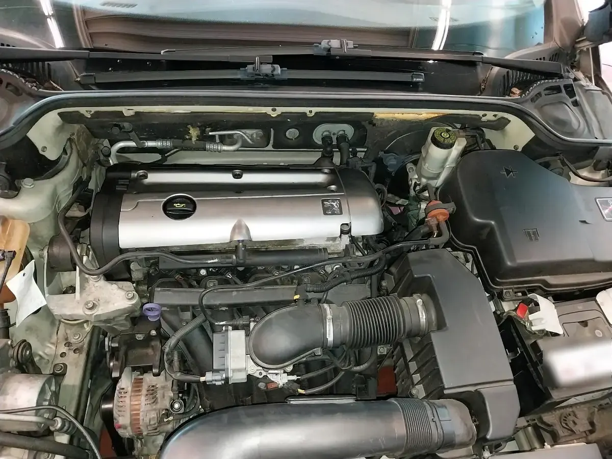 Gebraucht Peugeot 407 136 PS (100 kW) 2004 Grau Limousine