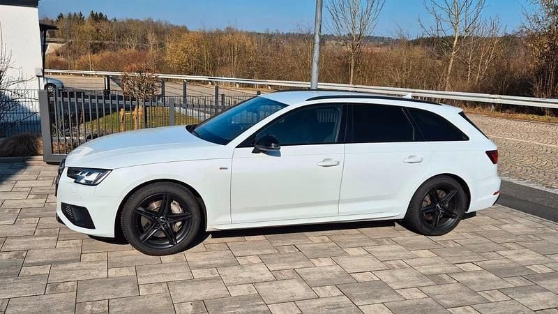 Second-hand Audi A4 S-Line 231 CP (169 kW) 2019 Alb Break