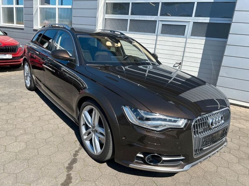 Javabraun metallic (metallic) Gebraucht 2013 Audi A6 Allroad Ambiente Kombi | 20.000 € (Etwas zu teuer) - Bild 1/4