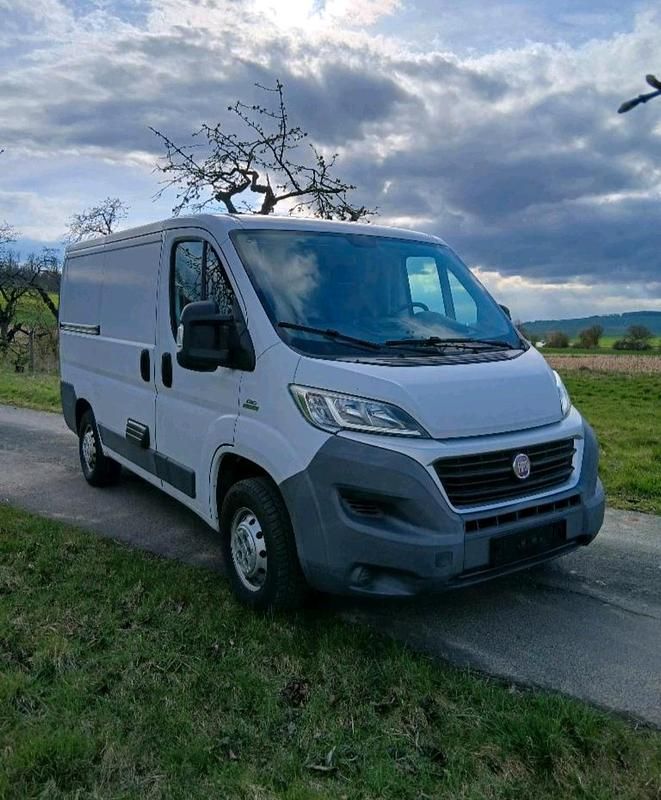 Gebraucht Fiat Ducato 131 PS (96 kW) 2014 Weiß Van