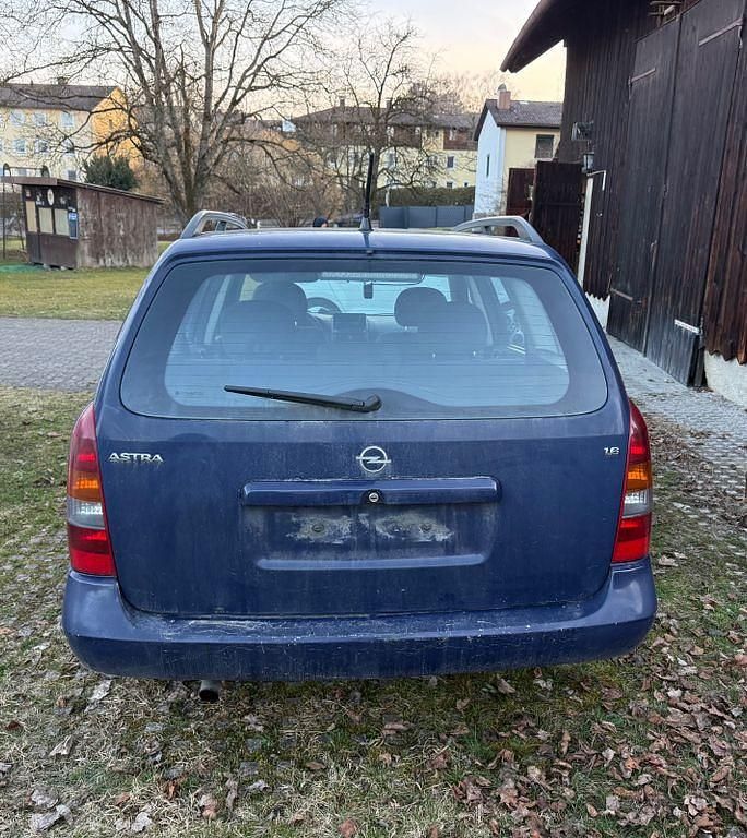Gebraucht Opel Astra 84 PS (61 kW) 2004 Blau Limousine