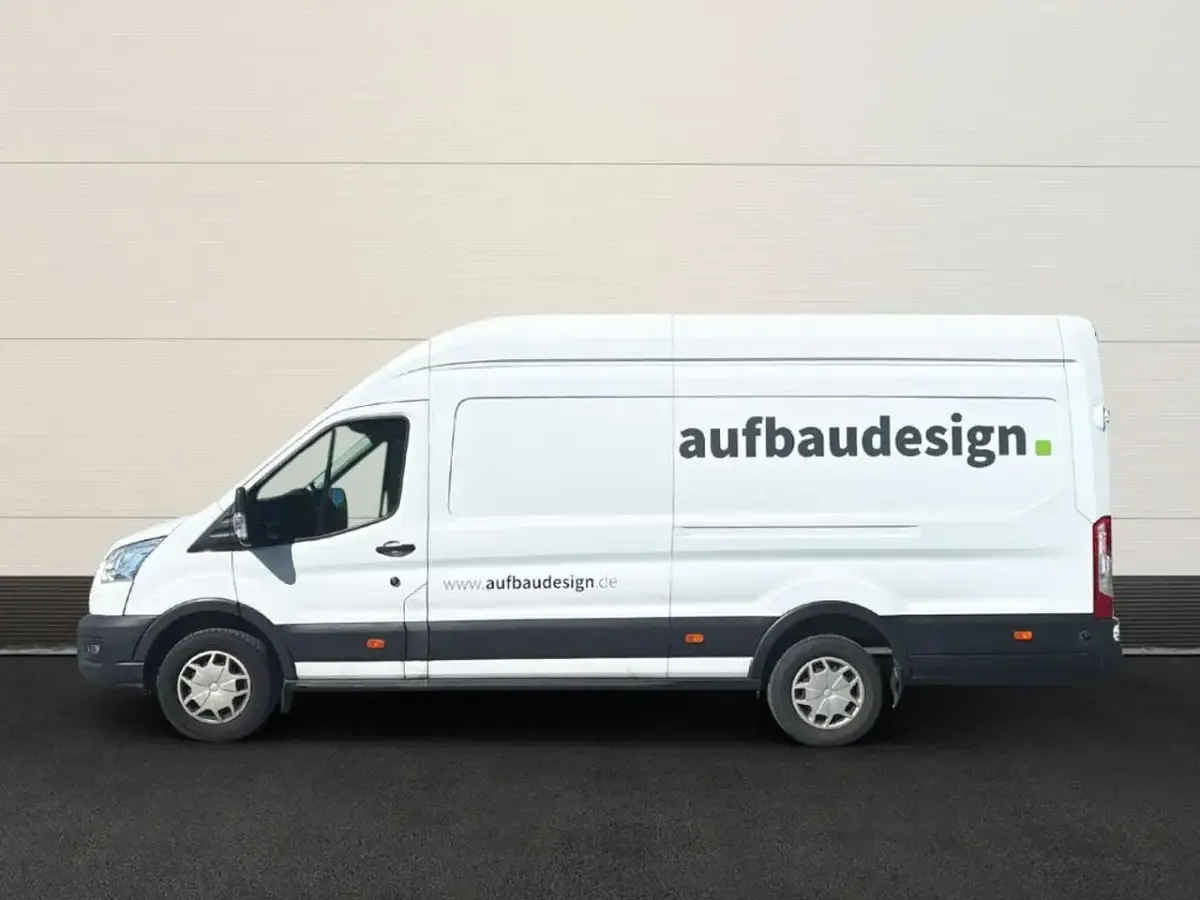 Second-hand Ford Transit Trend 185 CP (136 kW) 2020 Alb Monovolum