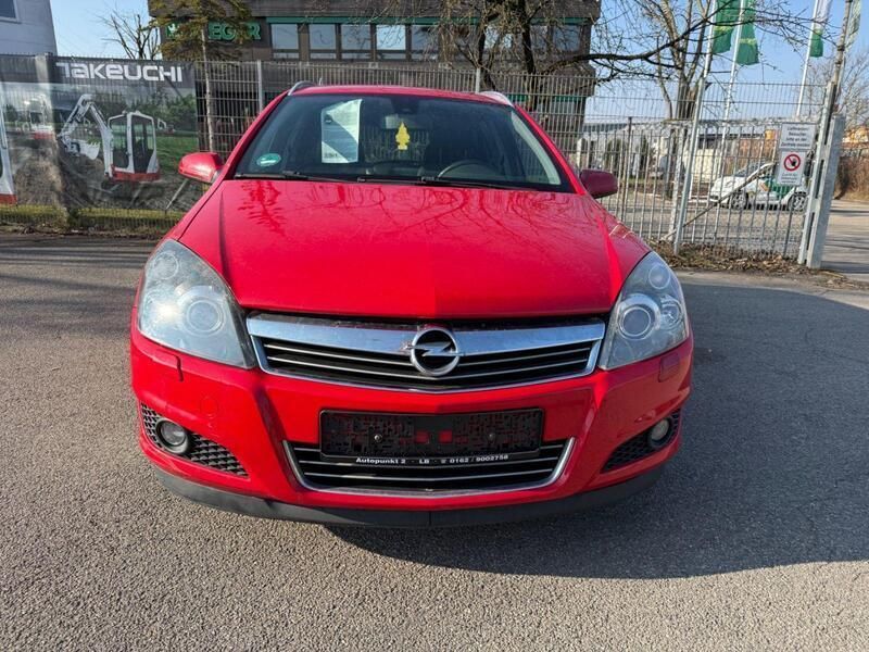 Gebraucht Opel Astra Innovation 90 PS (66 kW) 2009 Rot Kombi