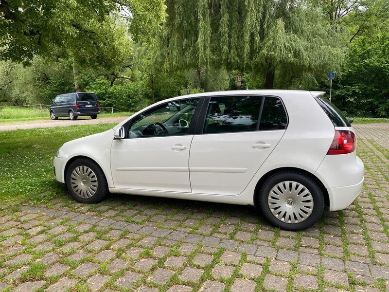 Weiß Gebraucht 2007 VW Golf V GT Limousine | 3.400 € (Fairer Preis) - Bild 1/4