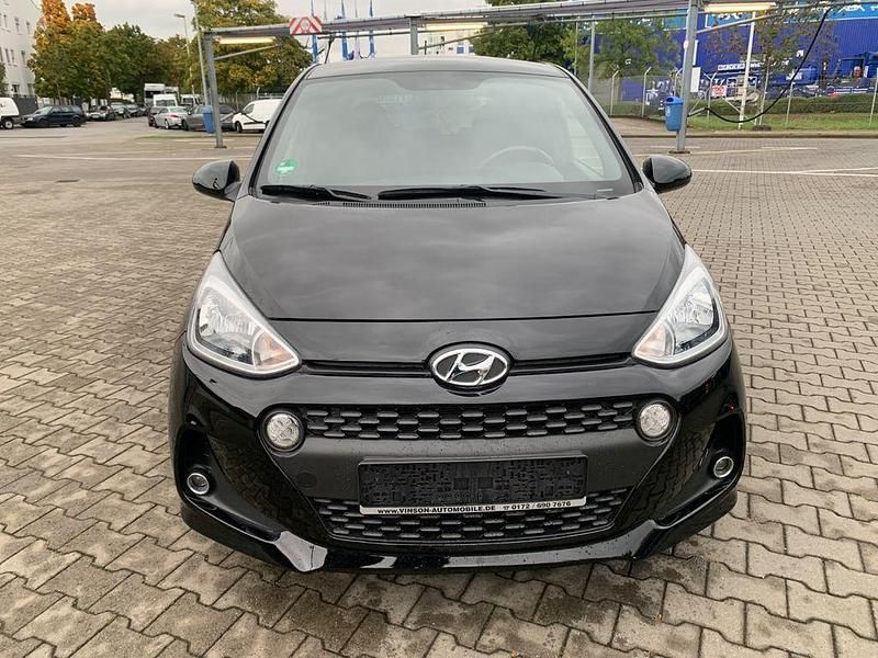 Schwarz Gebraucht 2018 Hyundai i10 Passion Kleinwagen | 9.999 € (Fairer Preis) - Bild 1/4