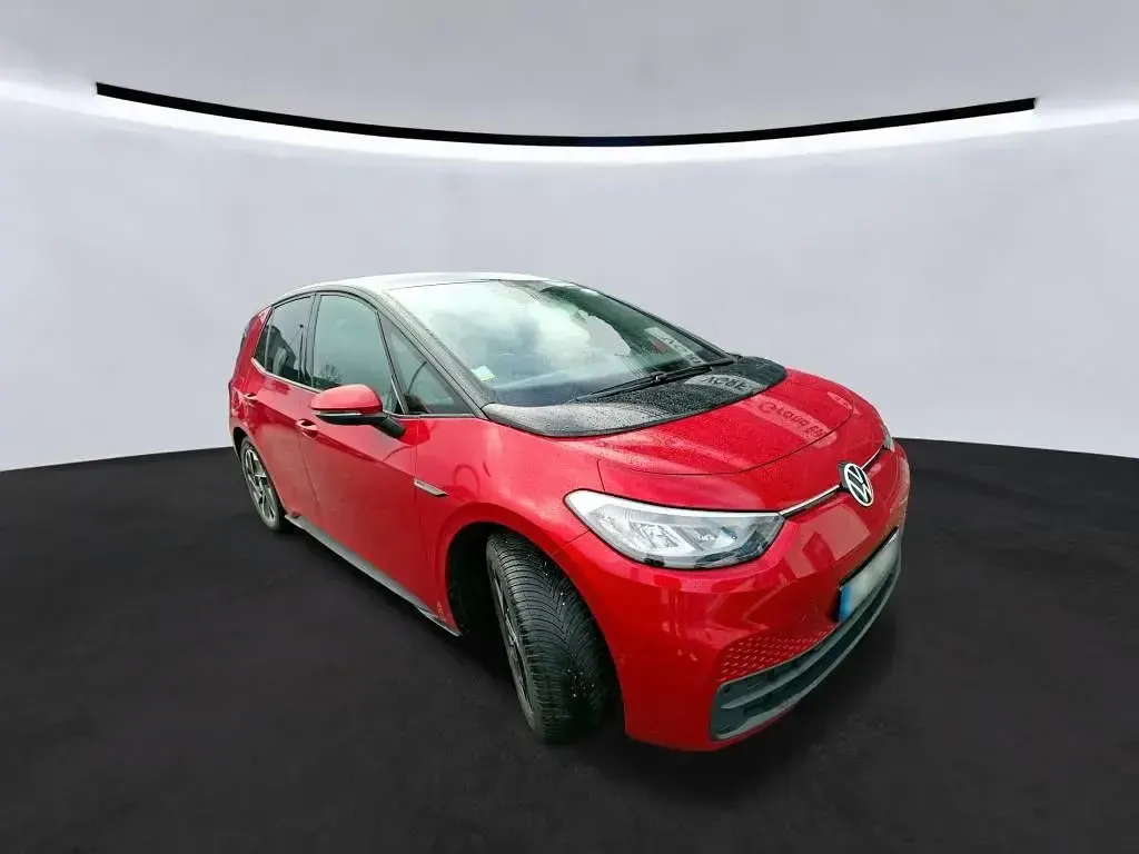 Second-hand VW ID.3 Pro Performance 150 kW (204 CP) 2022 Roșu Hatchback
