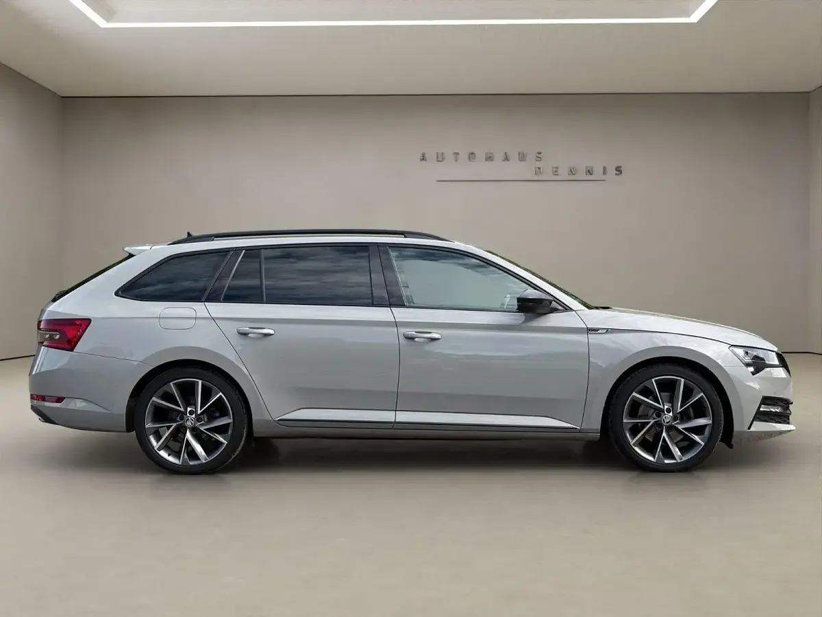 Gebraucht Skoda Superb SportLine 190 PS (139 kW) 2020 Grau Limousine