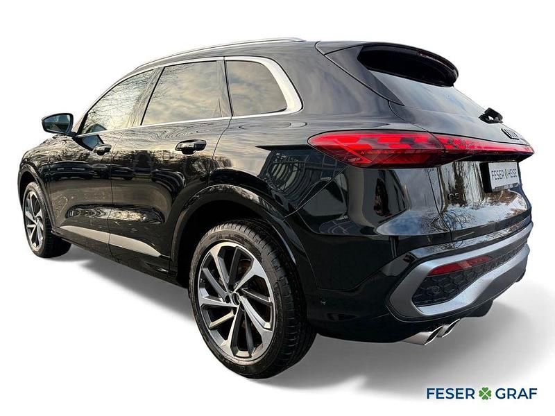 Neu Audi Q5 S-Line 204 PS (150 kW) 2025 Mythosschwarz metallic SUV