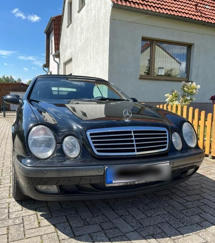 Schwarz Gebraucht 1999 Mercedes CLK320 Elegance Cabrio | 6.500 € (Fairer Preis) - Bild 1/4