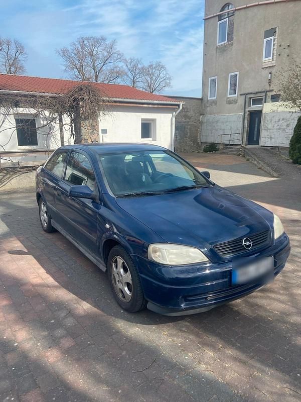 Gebraucht Opel Astra 65 PS (47 kW) 2000 Blau Coupé
