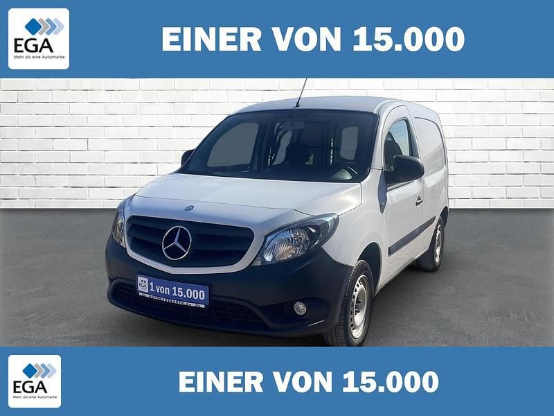 Weiß Gebraucht 2019 Mercedes Citan 109 | 11.500 € (Fairer Preis) - Bild 1/1