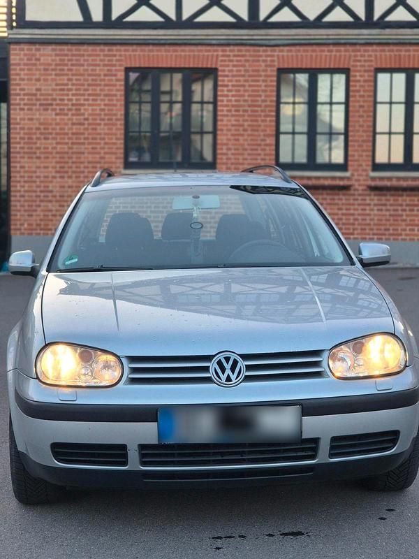 Gebraucht VW Golf IV 105 PS (77 kW) 2006 Silber Kombi