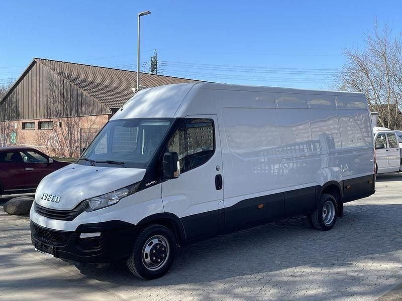 Gebraucht Iveco Daily 156 PS (114 kW) 2018 Bianco Van / Kleinbus