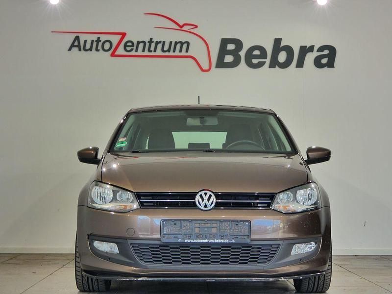 Gebraucht VW Polo Comfortline 90 PS (66 kW) 2012 Toffee/graciosabraun Kleinwagen