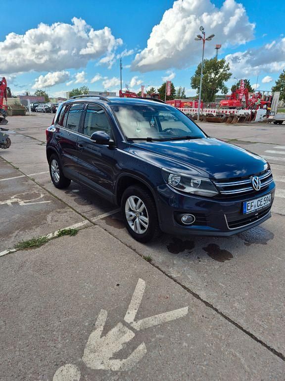 Blau Gebraucht 2015 VW Tiguan Sportline SUV | 10.999 € (Superpreis) - Bild 1/4