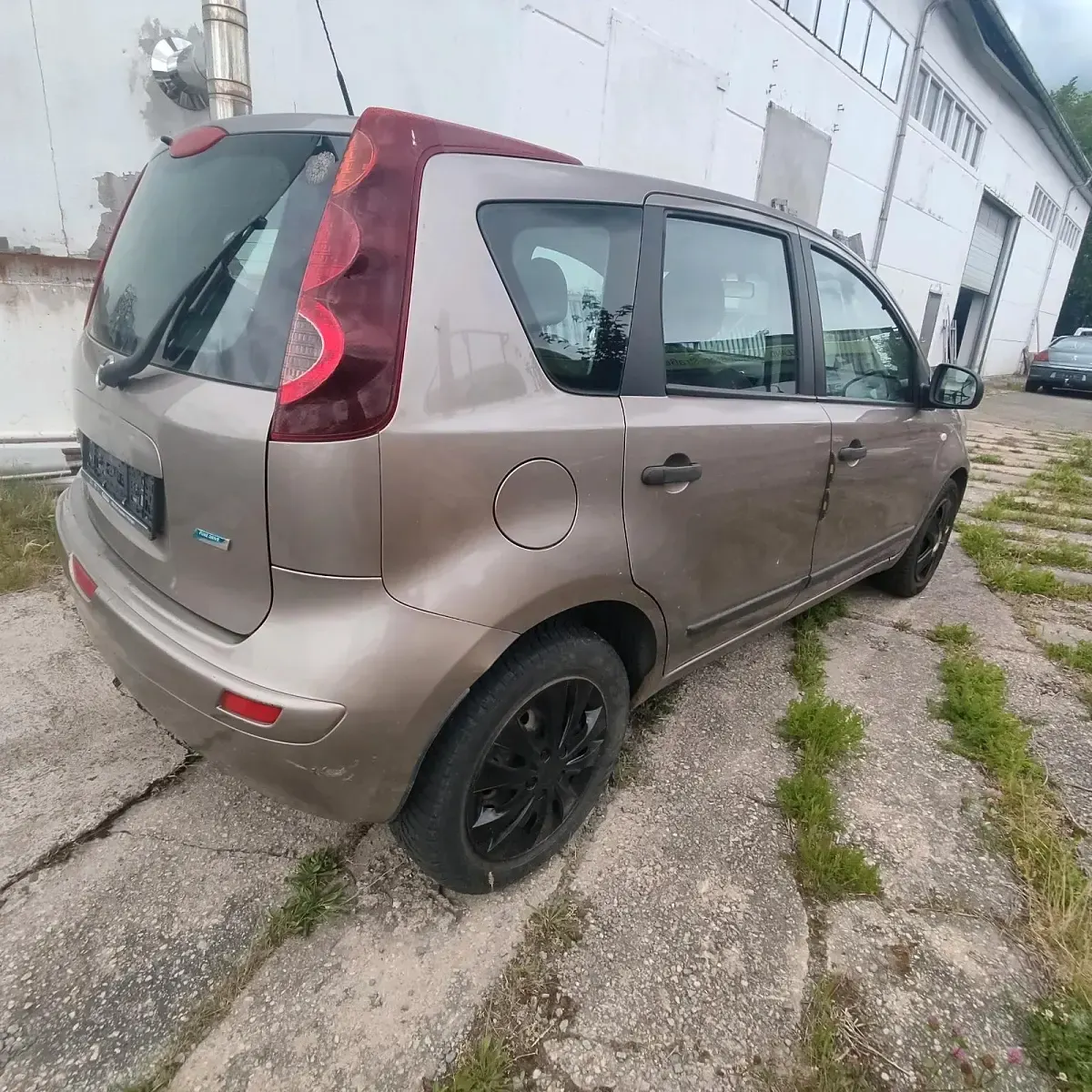Gebraucht Nissan Note 88 PS (64 kW) 2011 Braun Kleinwagen