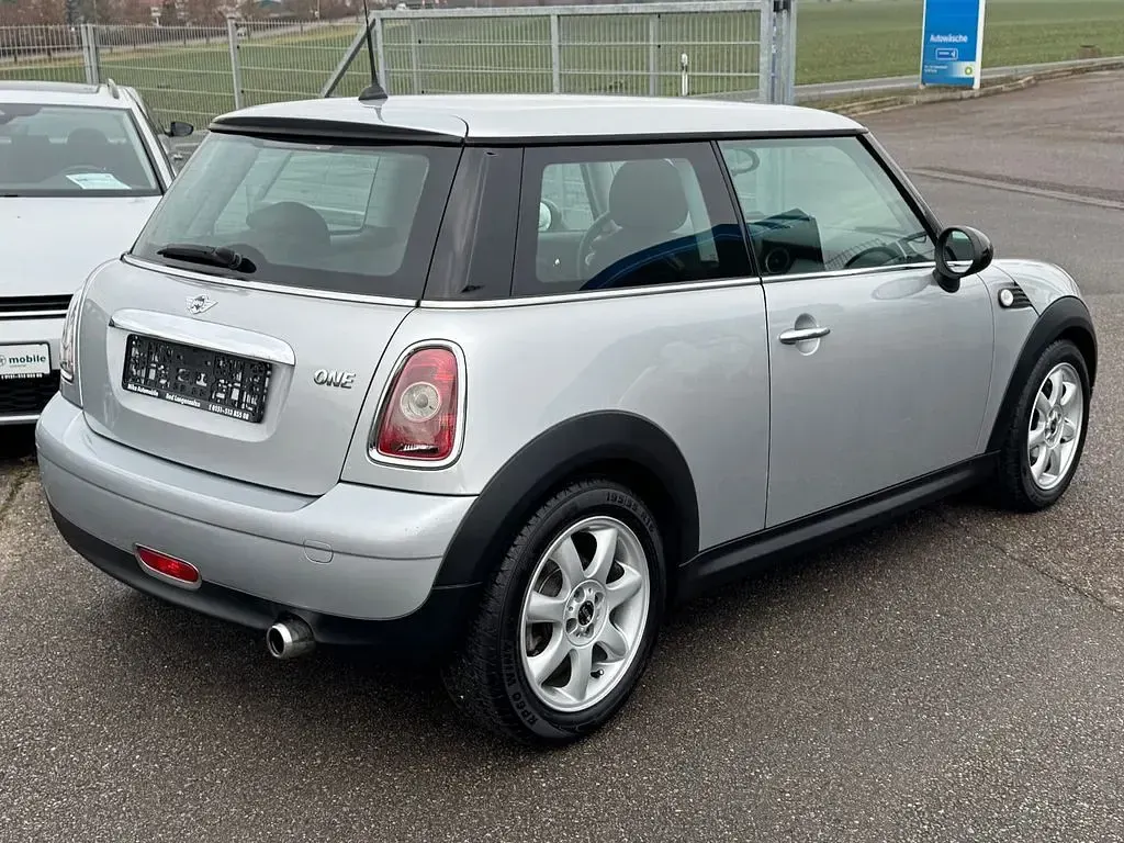 Gebraucht Mini ONE 95 PS (69 kW) 2008 Silber Kleinwagen
