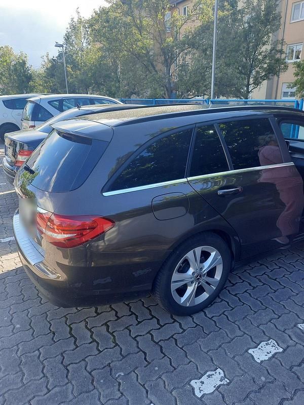 Gebraucht Mercedes C220 187 PS (137 kW) 2017 Braun Kombi