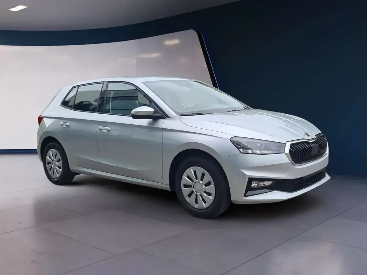 Neu Skoda Fabia Selection 116 PS (85 kW) 2026 Brilliantsilber metallic Kleinwagen