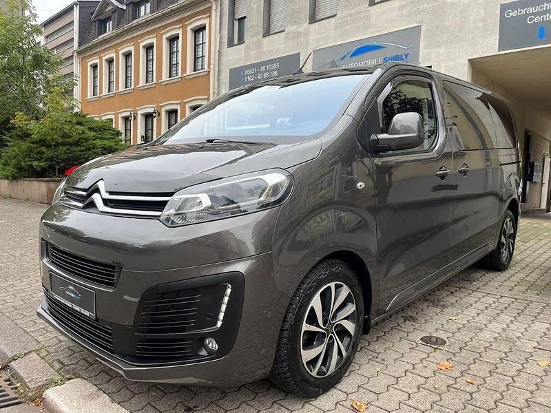 Grau Gebraucht 2020 Citroën Spacetourer Business Class Van | 25.650 € (Fairer Preis) - Bild 1/4